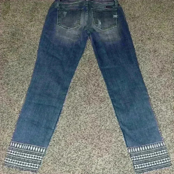 Miss Me Skinny Jeans - Picture 2 of 5